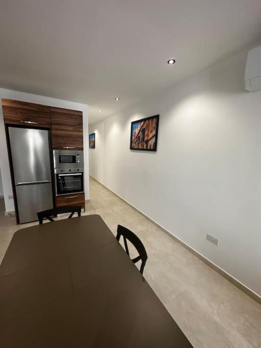 Bright 1 Bedroom Apartment In Noah Apartments, Gzira Exterior foto